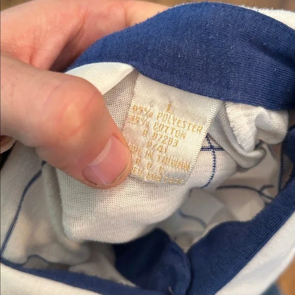 Vintage 90s Geometric Polo Shirt - Picture 8 of 8